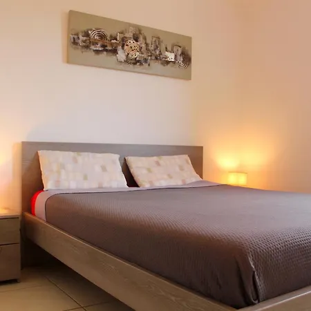 Apartment T3 Cosy Et Spacieux - 4 A 6 Couchages - Climatise, Calme Proche Etang De Thau
